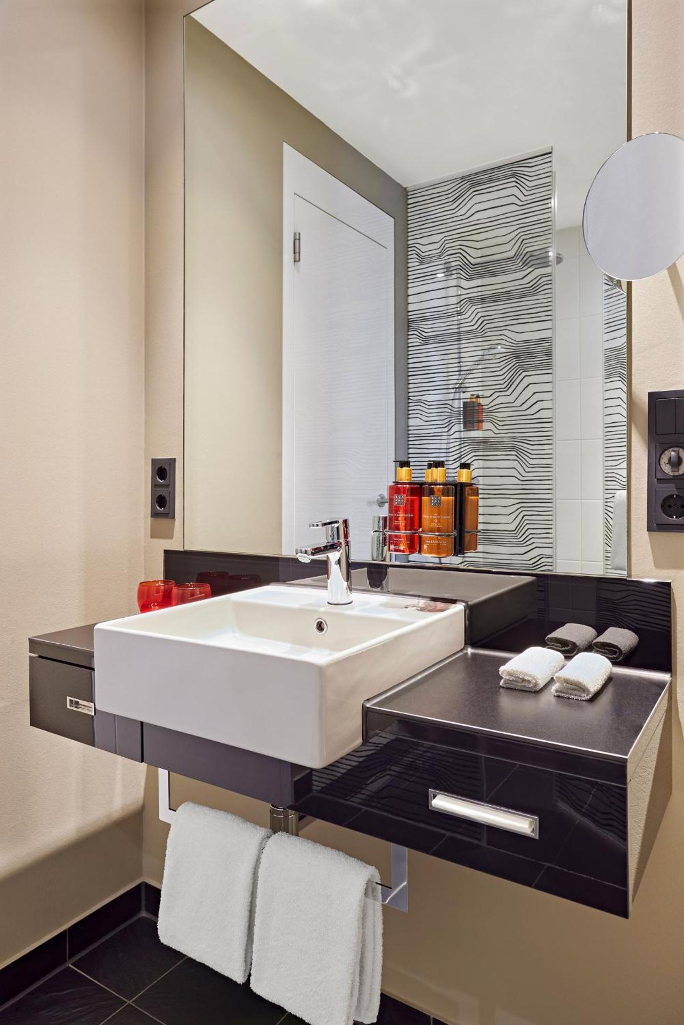 LÉGÈRE HOTEL Tuttlingen Extérieur photo