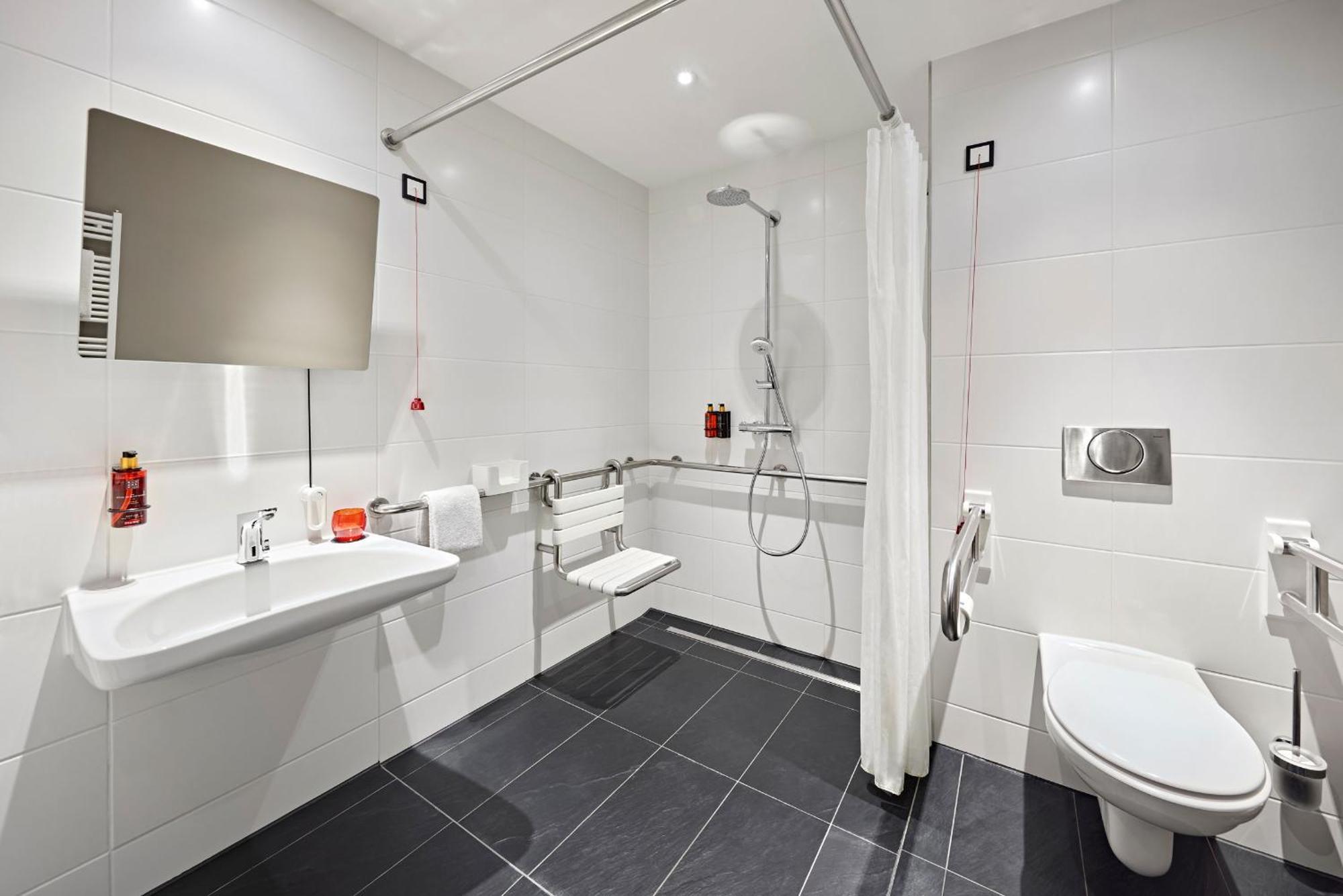 LÉGÈRE HOTEL Tuttlingen Extérieur photo